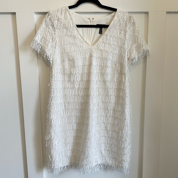 Aidan Mattox Dress Size 10 Ivory Sequined Fringe Shift Cocktail Dress - Picture 2 of 9